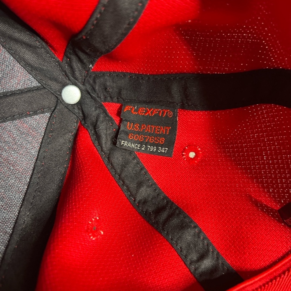 Nike Tiger Woods Golf Red Hat with Logo - Picture 6 of 10